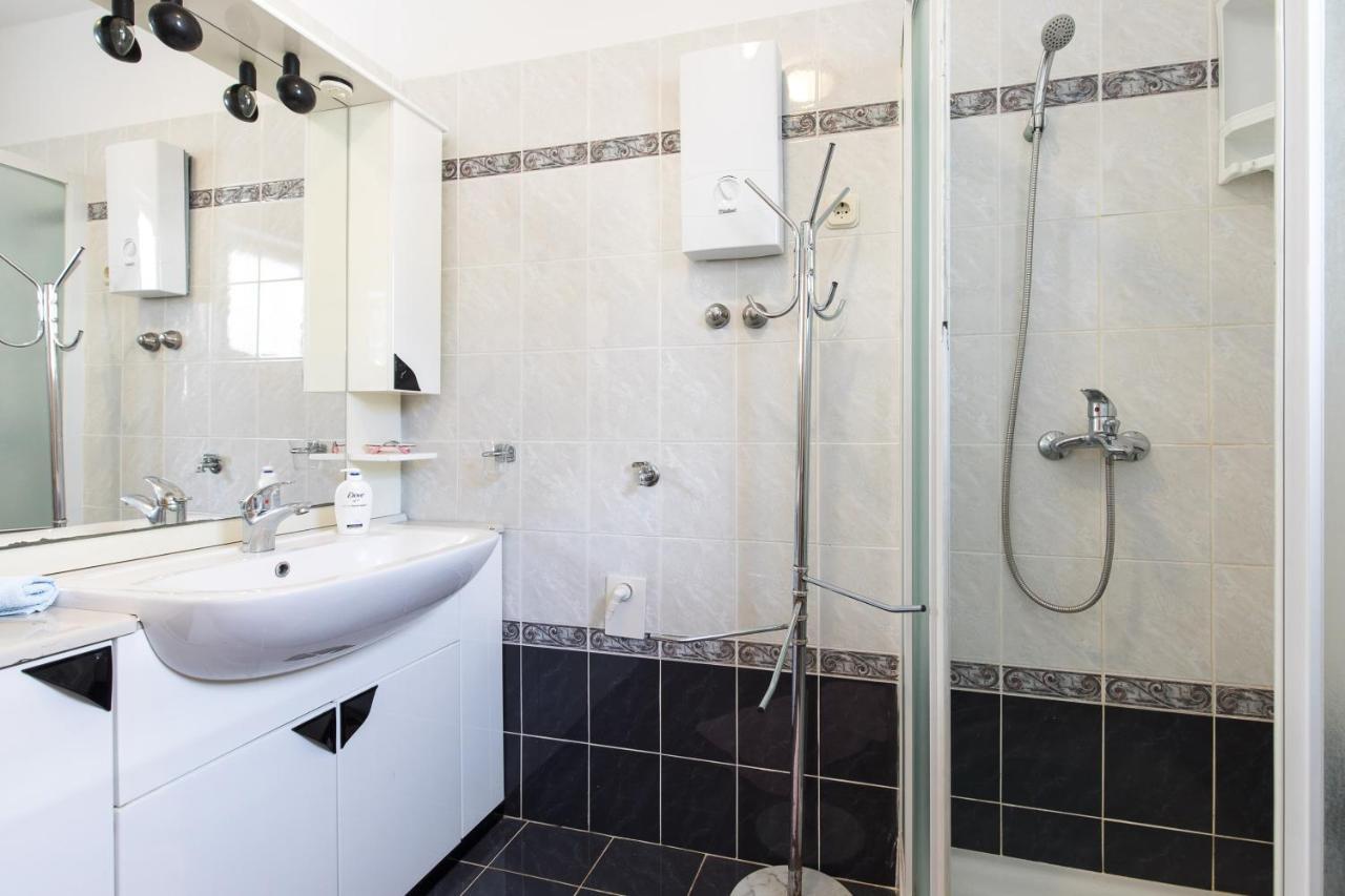Apartmani Anita Punat Esterno foto